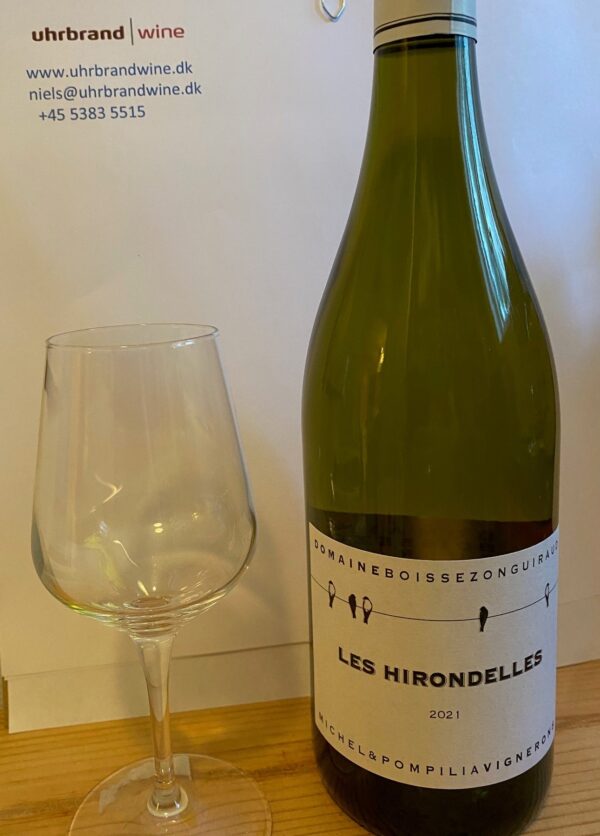 Les Hirondelles 2021 er en hvidvin på sauvignon blanc fra Languedoc